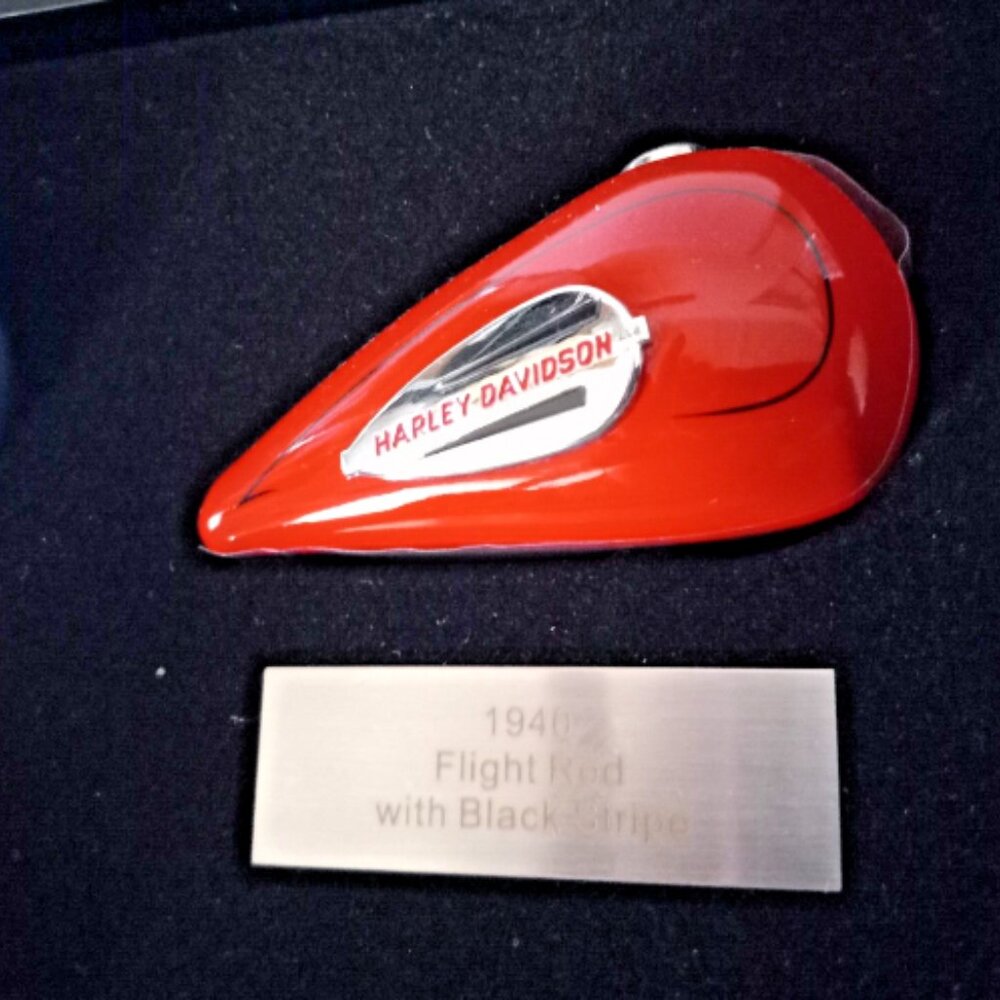 Harley-Davidson 5 Mini Gas Tank Set 2006 Shadow Box Wall Display Orange Park FL - Picture 5 of 12